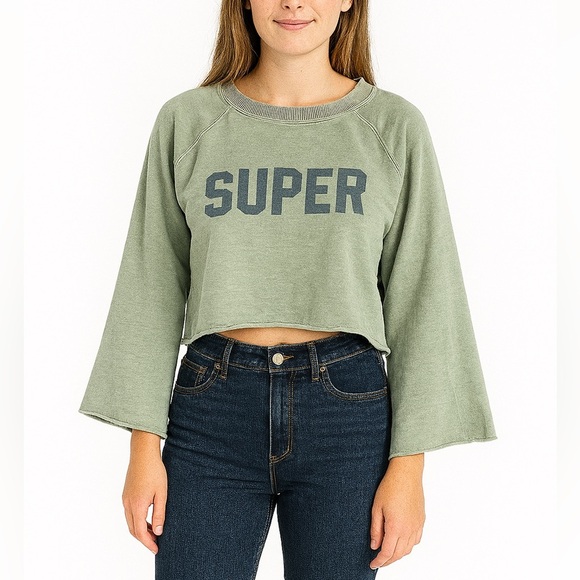 Super 3/4 Bell Cut Off Sleeve Crop - Green - Picture 1 of 5